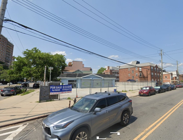 Bentley Zhao files plan at 2795 Cropsey Avenue (Credit - Google)