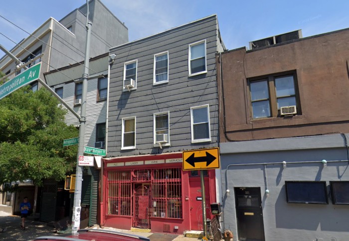 Calogero Troia buys 359 Metropolitan Avenue (Credit - Google)