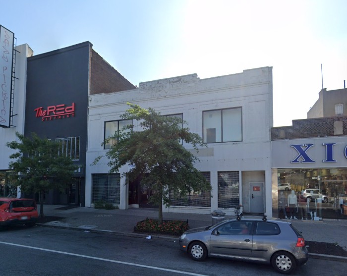 31-35 Steinway Street (Credit - Google)