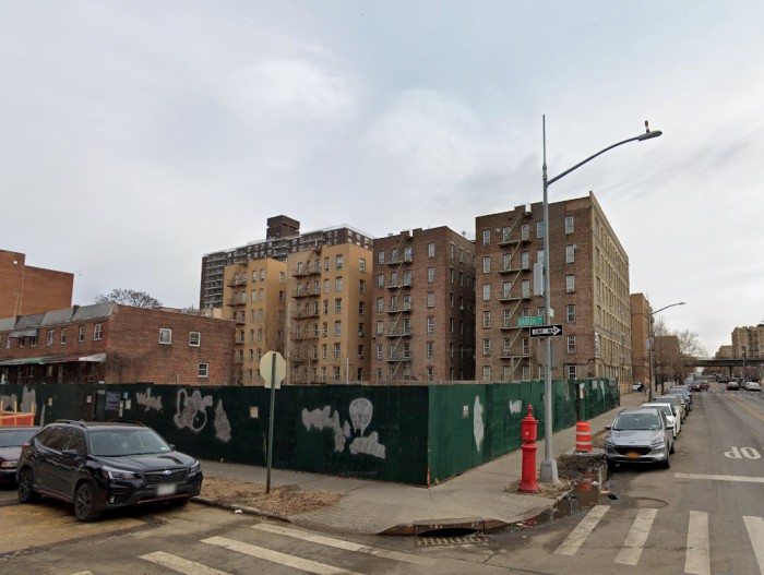 655 Mace Avenue aka 2500 Barker Avenue (Credit - Google)