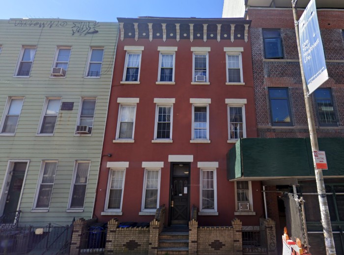 724 Metropolitan Avenue (Credit - Google)