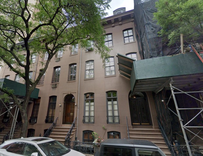 359 West 20th Street (Credit - Google)