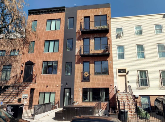 171 Madison Street (Credit - Cyclomedia)