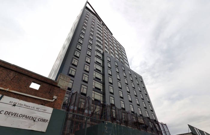 52-09 31st Place (Credit - Cyclomedia)