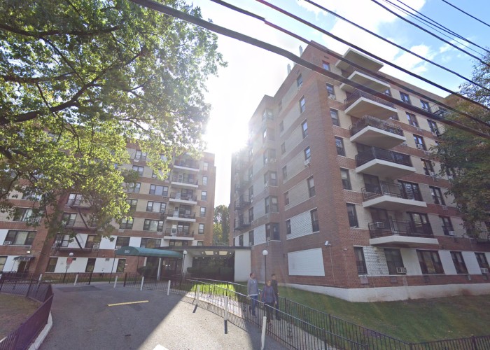 800 Victory Boulevard (Credit - Google)