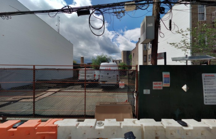 3165 Villa Avenue (Credit - Cyclomedia)