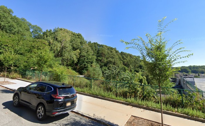 61st Avenue vacant lot (Credit - Google)