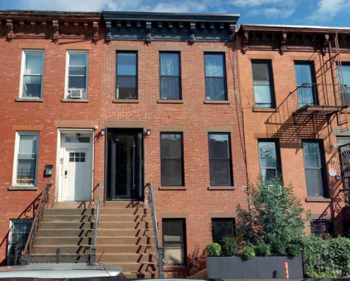 1012 Halsey Street (Credit - Cyclomedia)