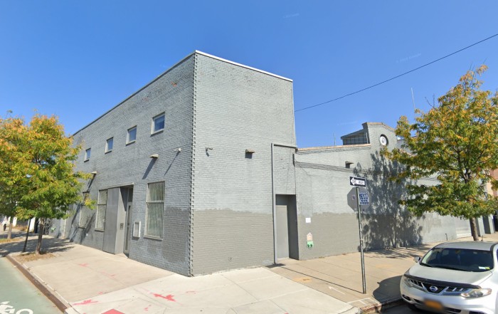 25 Knickerbocker Avenue (Credit - Google)