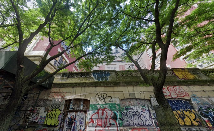 350 East 10th Street (Credit - Google)