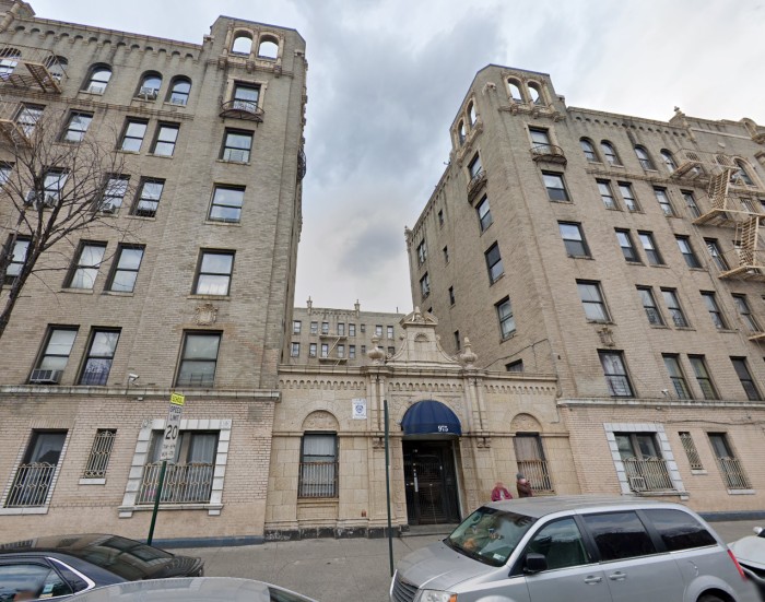 975 Walton Avenue (Credit - Google)