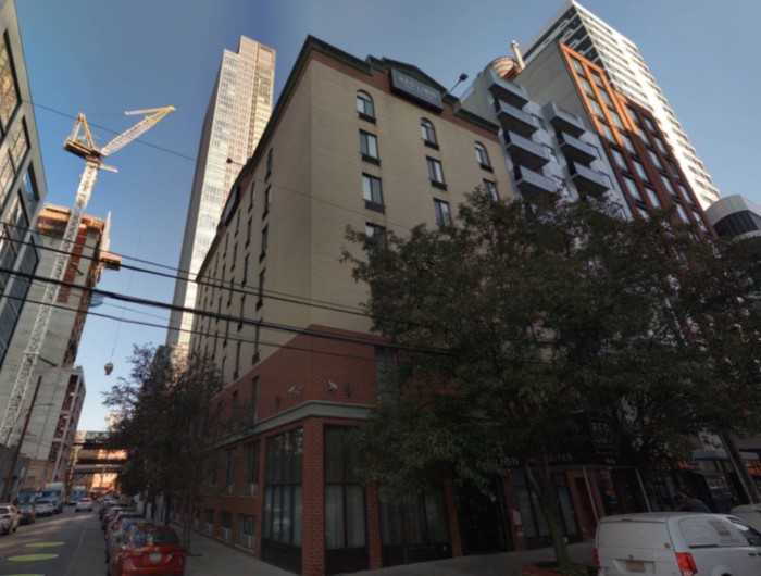 42-24 Crescent Street (Credit - Cyclomedia)