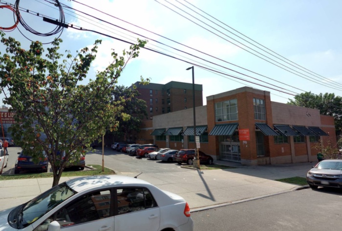 175-06 Hillside Avenue (Credit - Cyclomedia)