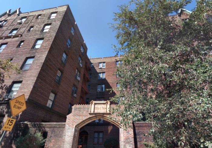 196 Pinehurst Avenue (Credit - Cyclomedia)