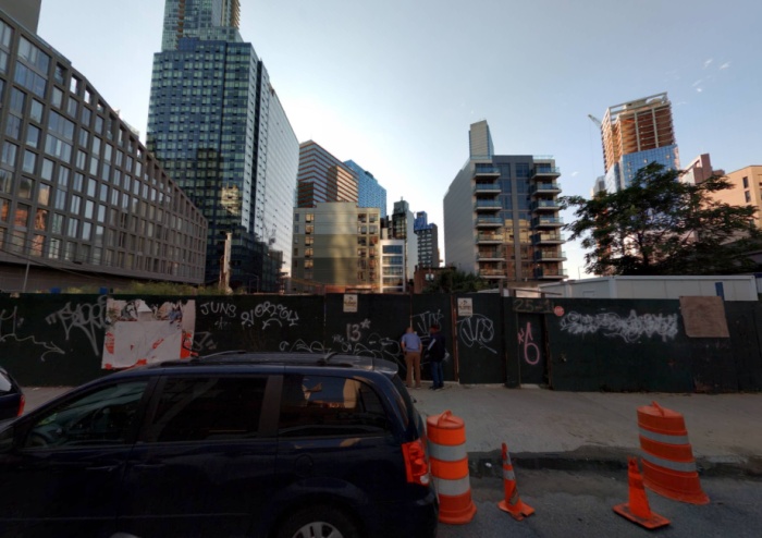 42-31 Crescent Street (Credit - Google)