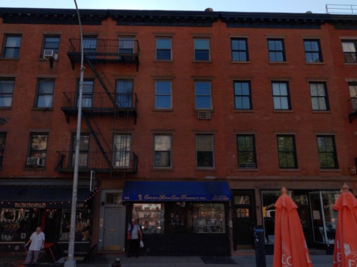 154 9th Avenue (Credit - Cyclomedia)