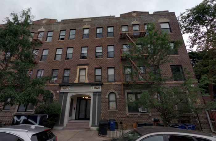 245 Sullivan Place (Credit -Cyclomedia)