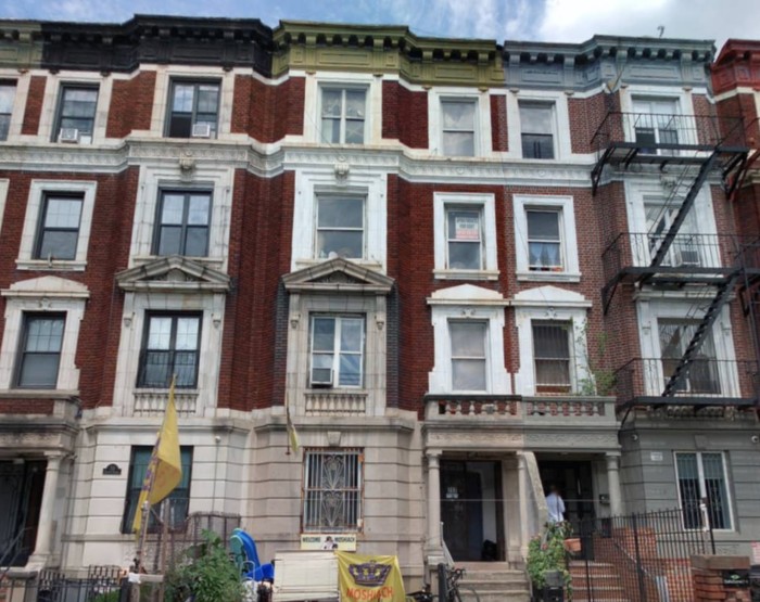 717 Eastern Parkway (Credit - Cyclomedia)