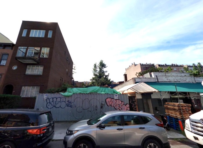 100-102 Rutledge Street (Credit - Cyclomedia)