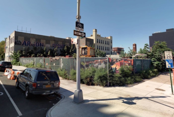 172 Third Avenue (Credit - Cyclomedia)