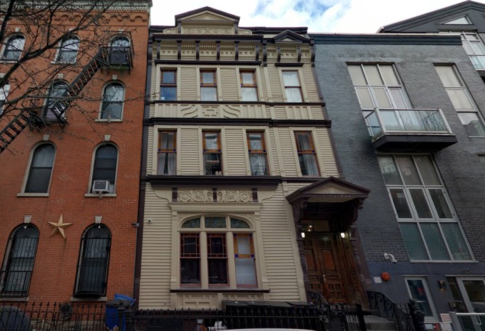 174 Meserole Street (Credit - Cyclomedia)