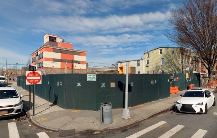 180-186 Pennsylvania Avenue (Credit - Cyclomedia)