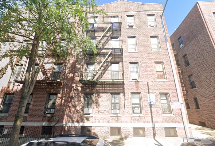 32-52 41st Street (Credit - Google)