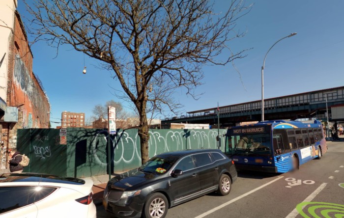 2211 Westchester Avenue (Credit - Cyclomdia)