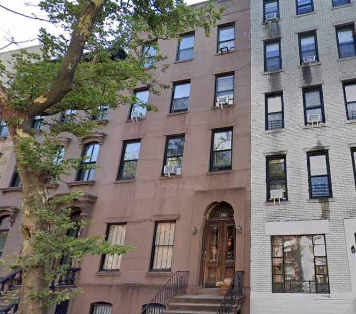 323 Clinton Street (Credit - Google)
