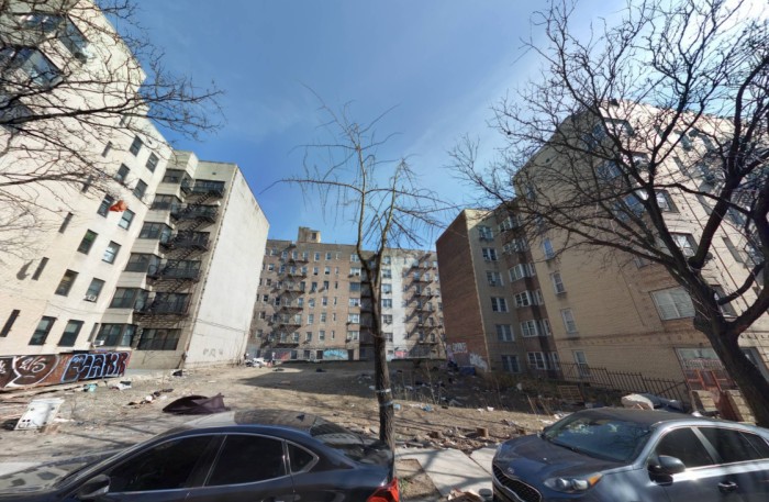 700 Gerard Avenue (Credit - Cyclomedia)