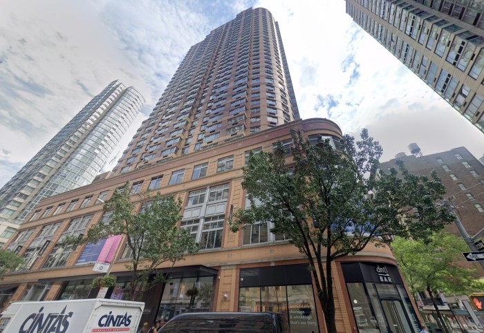 776 Avenue of The Americas (Credit - Google)