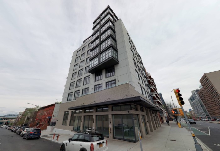 584 4th Avenue (Credit - Cyclomedia)